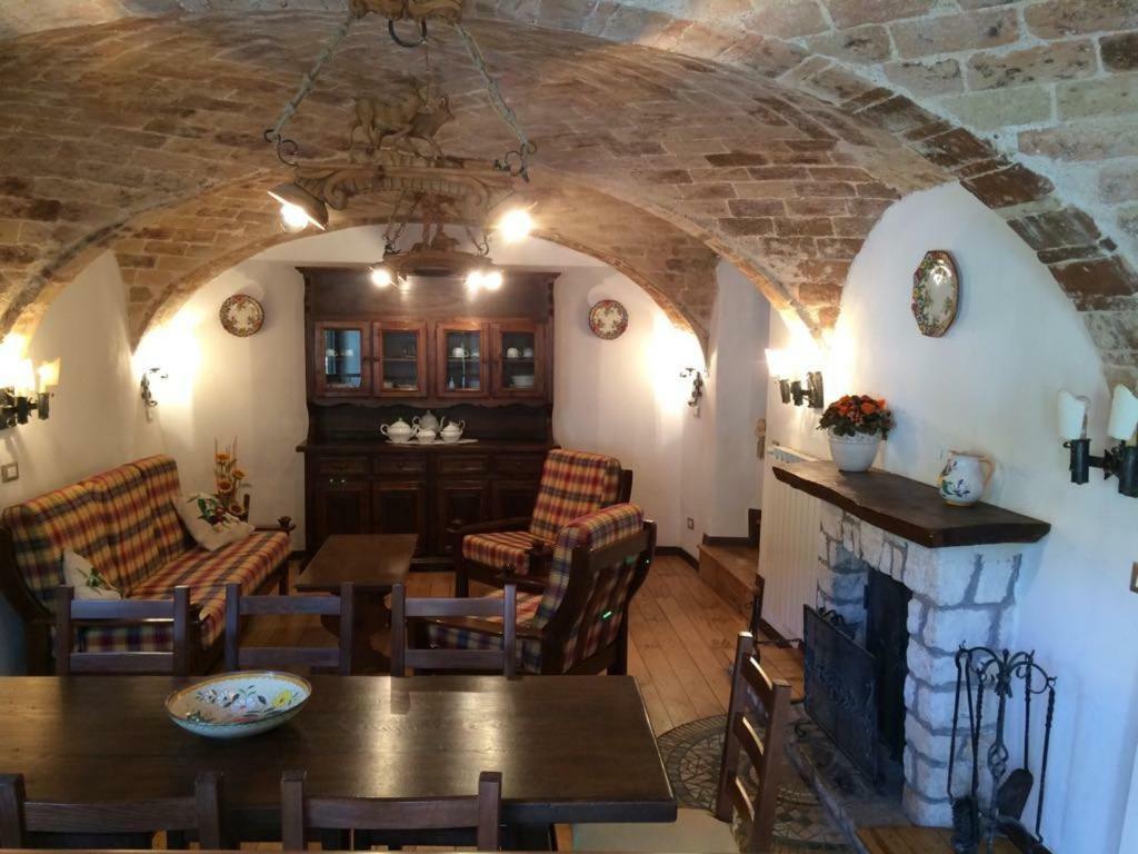 Vila Casa Laura Castel del Monte  Exteriér fotografie